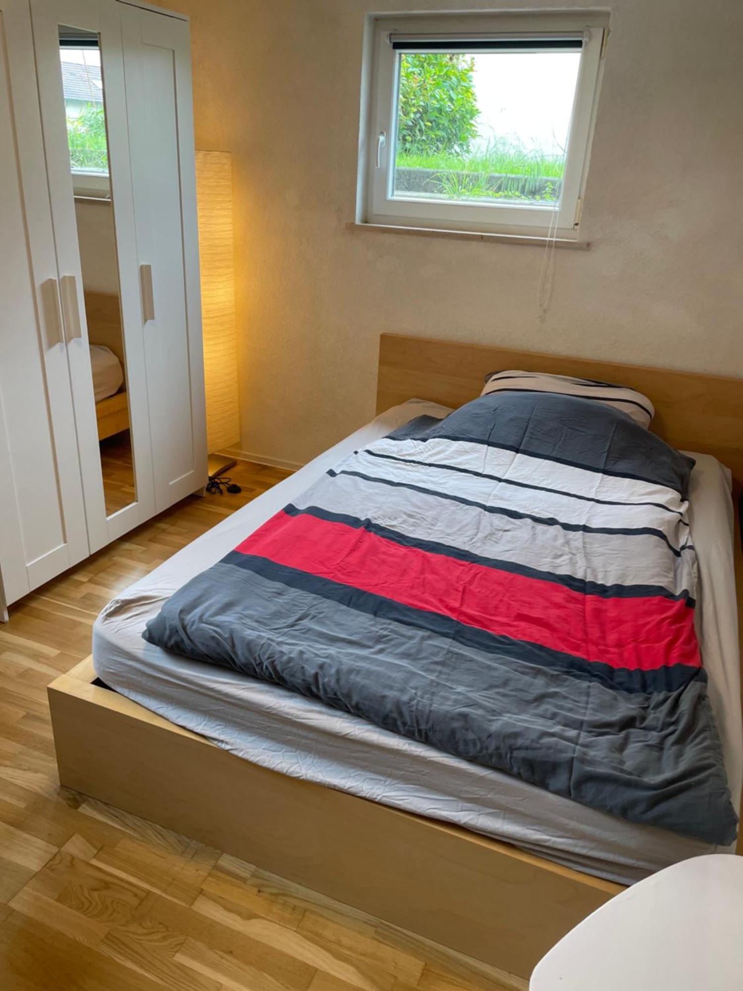 Modernes Studio Mit Separater Kueche รอยท์ลิงเงน ภายนอก รูปภาพ